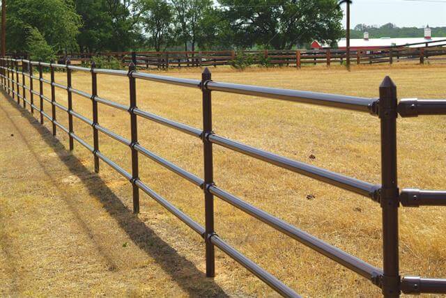 ranch style fence